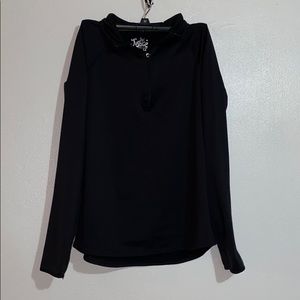 Black long sleeved work out top